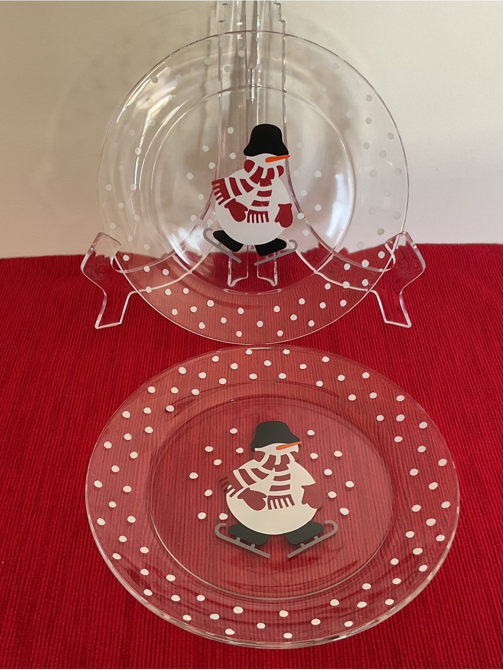 NWOT Crate & Barrel Clear Glass Ice Skating Snowman 8” Plates - Set of 2
